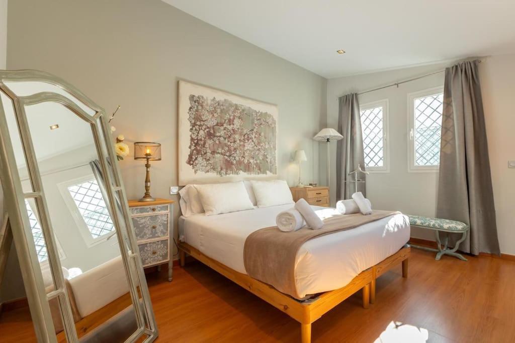 Quevedo Deluxe Penthouse By Valcambre * Seville
